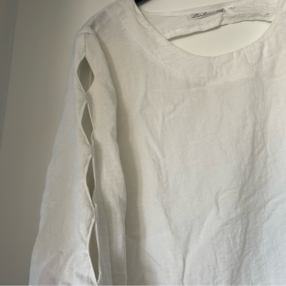 *boutique* LuLu B lightweight cutout white top sharkbite hem size L semi sheer - Picture 2 of 6